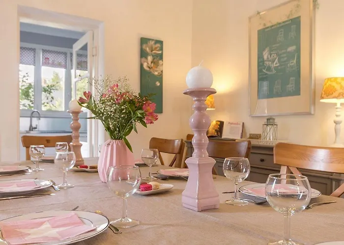 Maison De Charme Avec Jardin, Velos Et Jeux Pour Enfants A - Fr-1-306-838 *