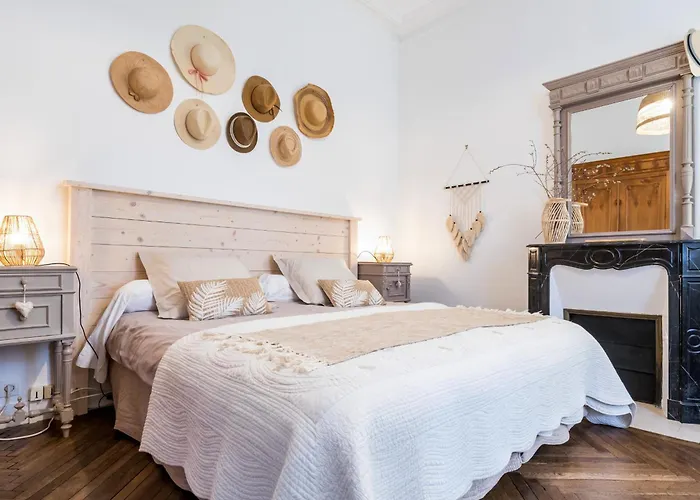 Maison De Charme Avec Jardin, Velos Et Jeux Pour Enfants A - Fr-1-306-838 *